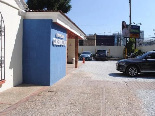 Casa con super ubicación para oficinas — foto 3 de 9