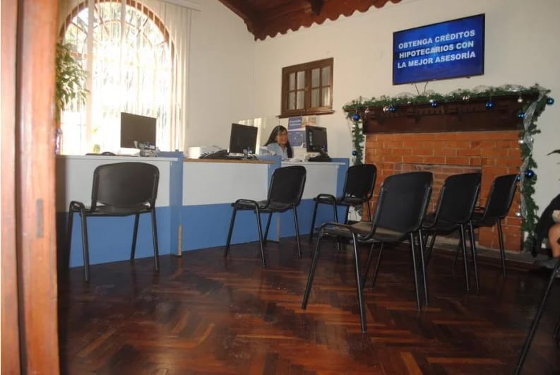 Casa con super ubicación para oficinas — foto 4 de 9