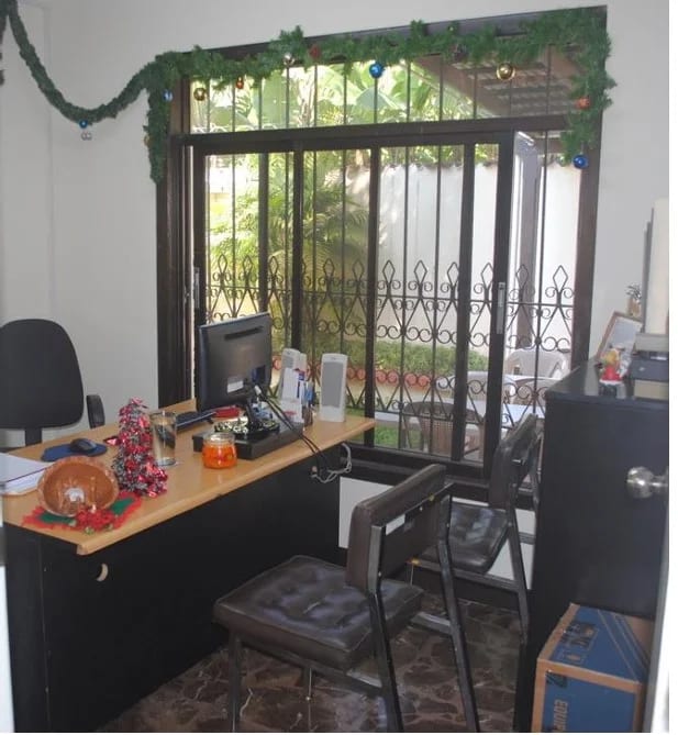 Casa con super ubicación para oficinas — foto 8 de 9