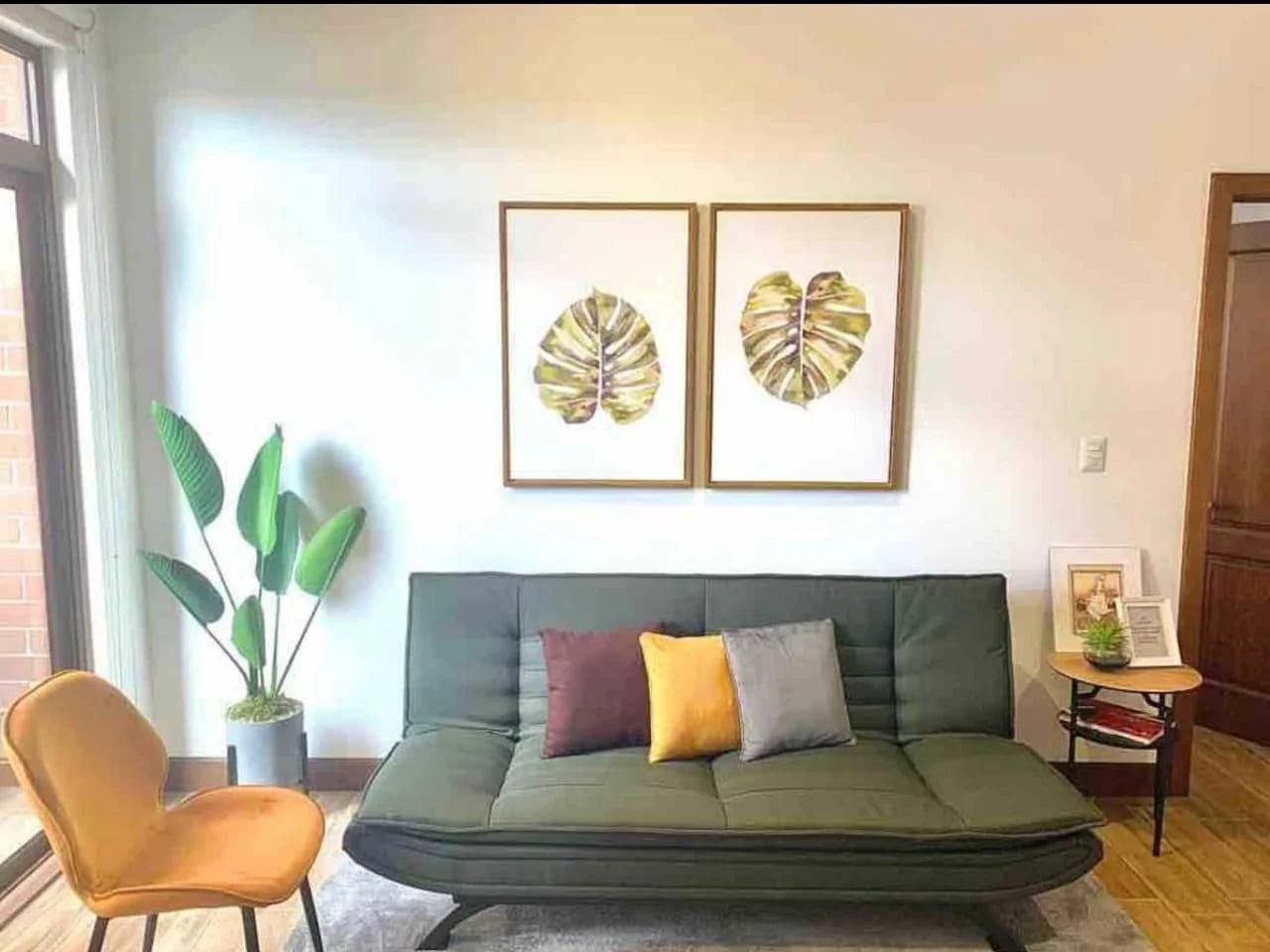 A un paso de Oakland Renta 1 habitación amueblado — foto 1 de 13