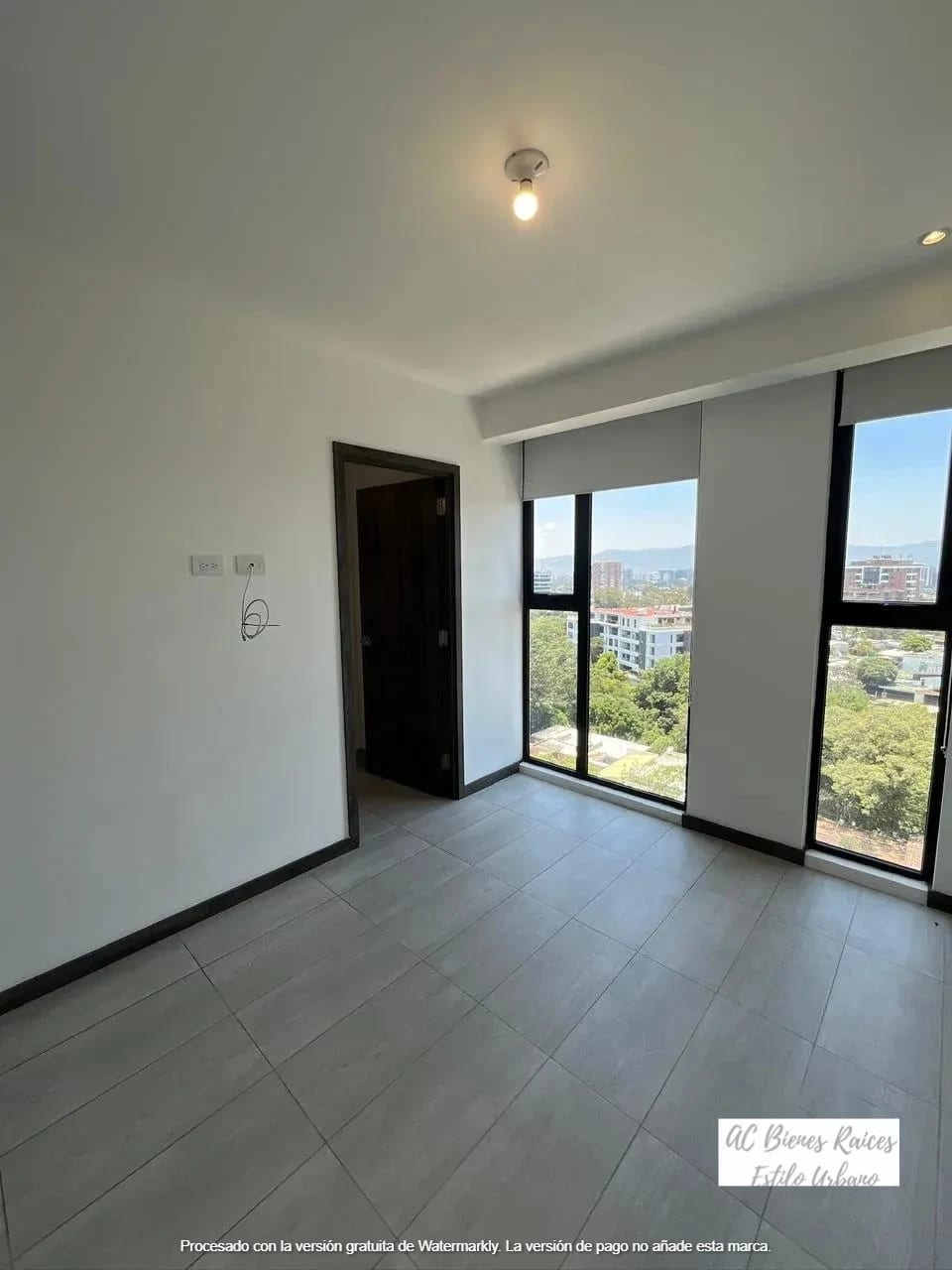 Renta y venta zona 15 2 habitaciones — foto 4 de 13