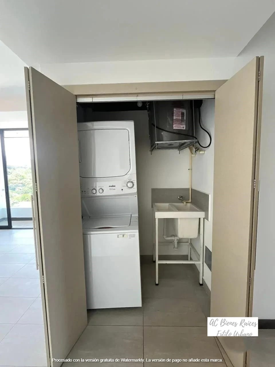 Renta y venta zona 15 2 habitaciones — foto 5 de 13