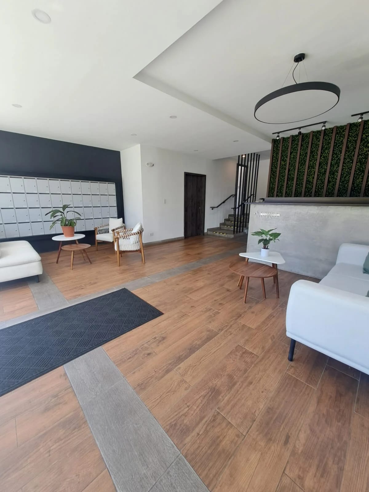 Renta y venta zona 15 2 habitaciones — foto 12 de 13