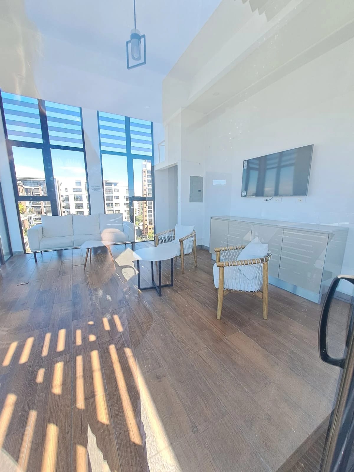 Renta y venta zona 15 2 habitaciones — foto 13 de 13