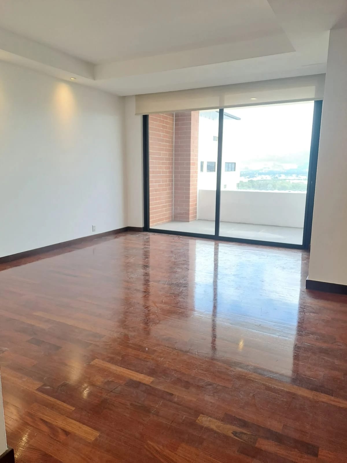 LANTANA ZONA 14 VENTA APARTAMENTO — foto 1 de 15