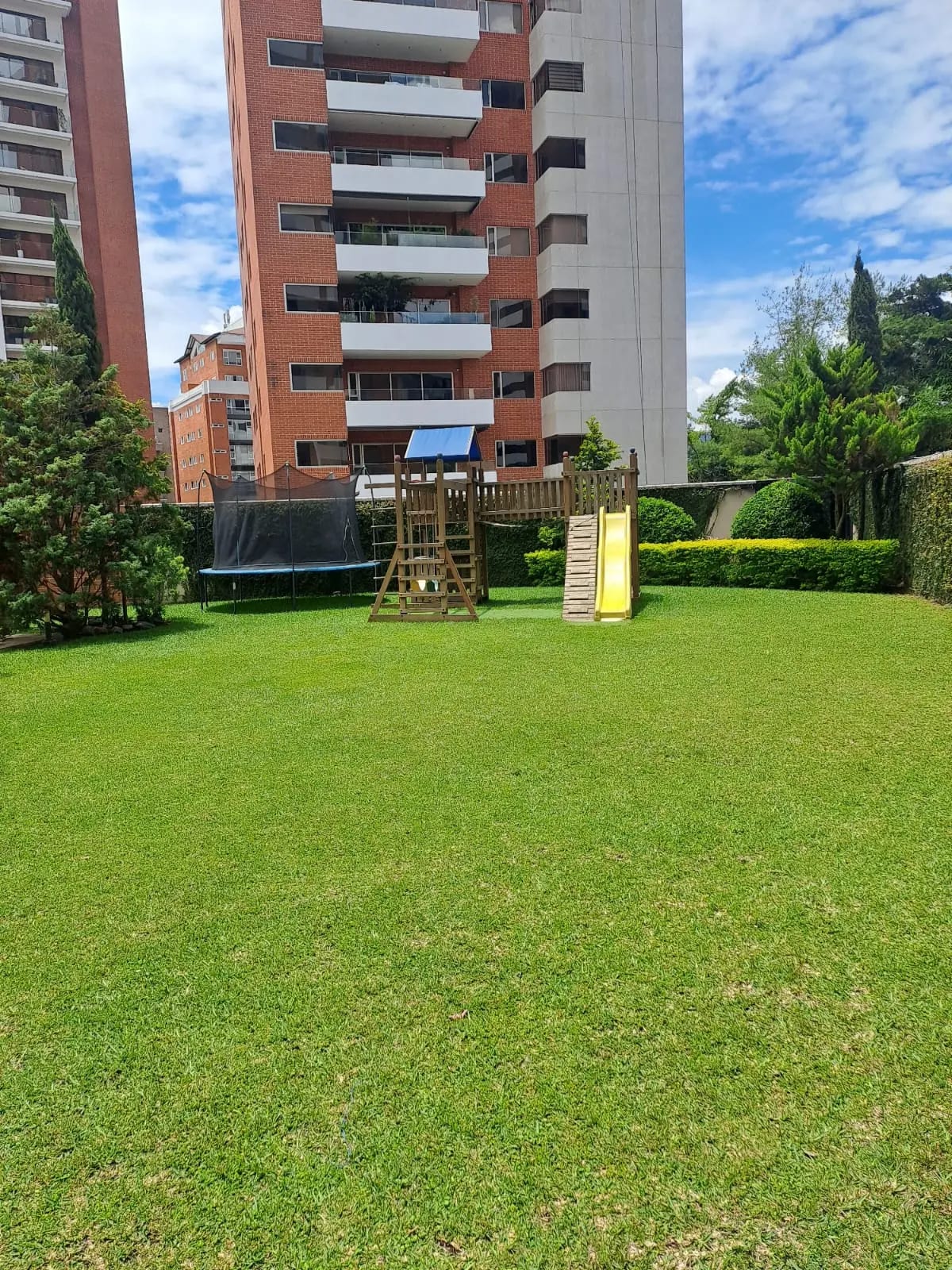 LANTANA ZONA 14 VENTA APARTAMENTO — foto 14 de 15