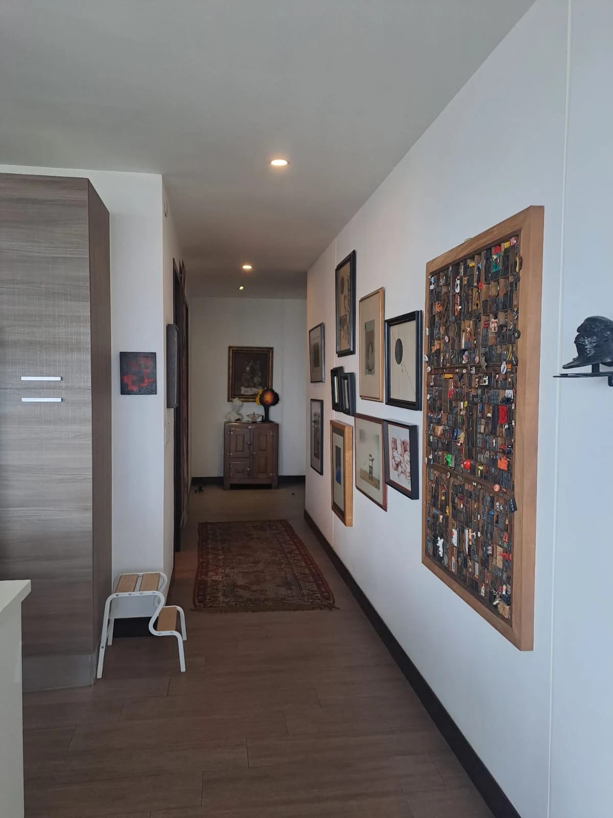 Torre Caprese zona 15 VH 2 apto en venta /renta semi amueblado — foto 1 de 17