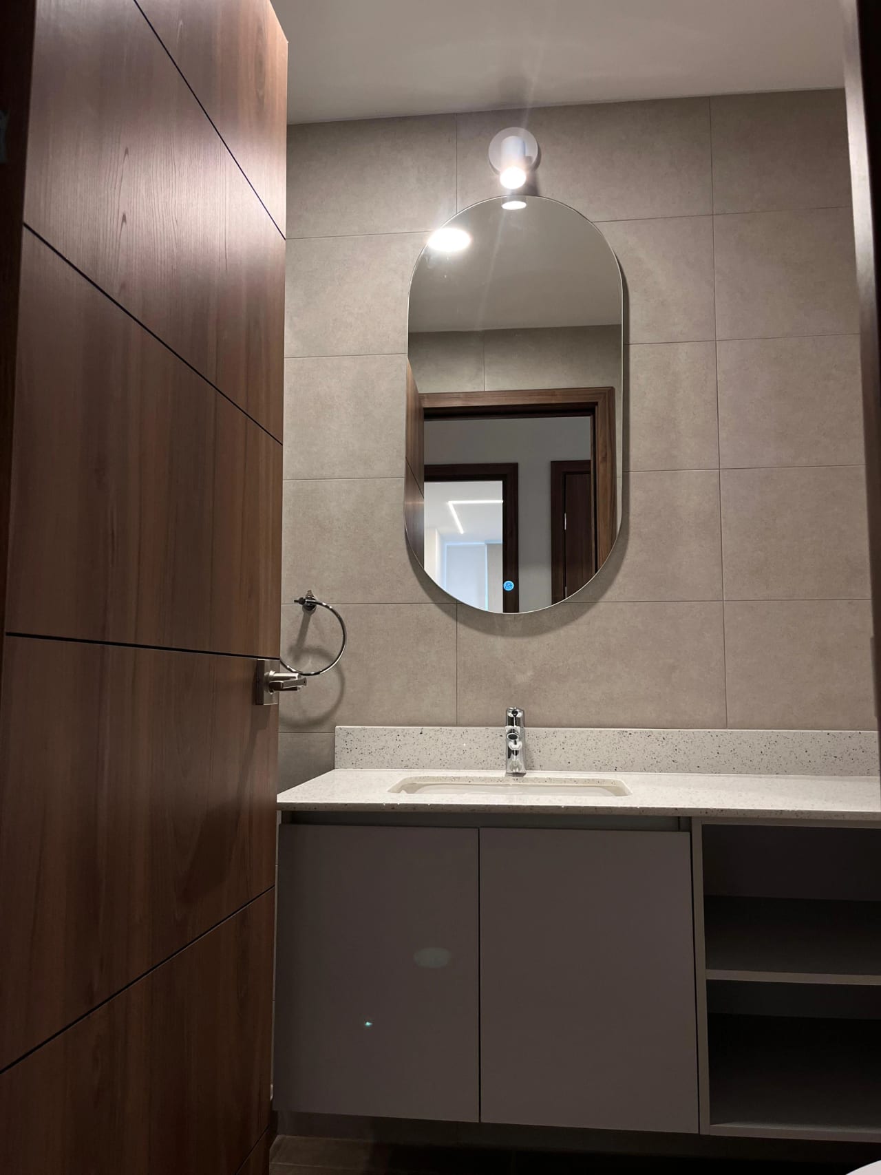 Parque 14 apto amueblado 2 habitaciones — foto 10 de 11