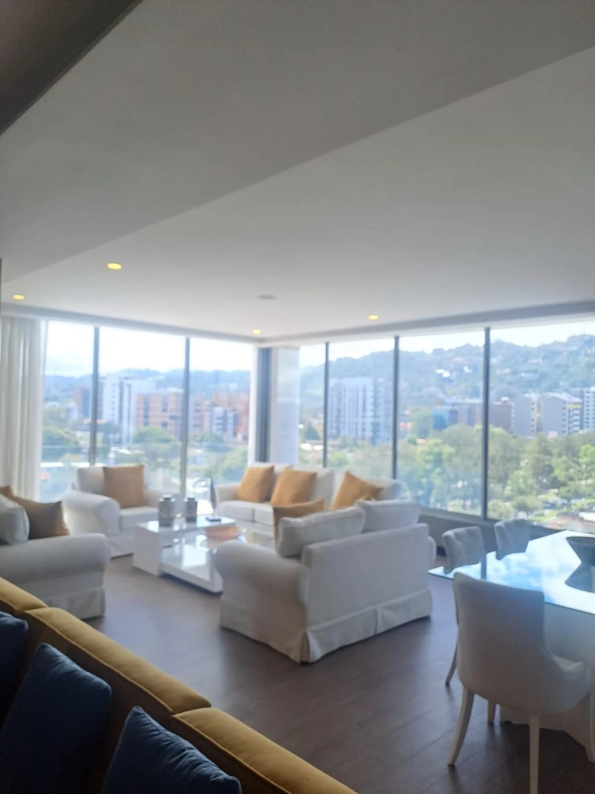 Venta Lower Pent House Torre Caprese Zona 15 VH2 — foto 1 de 16