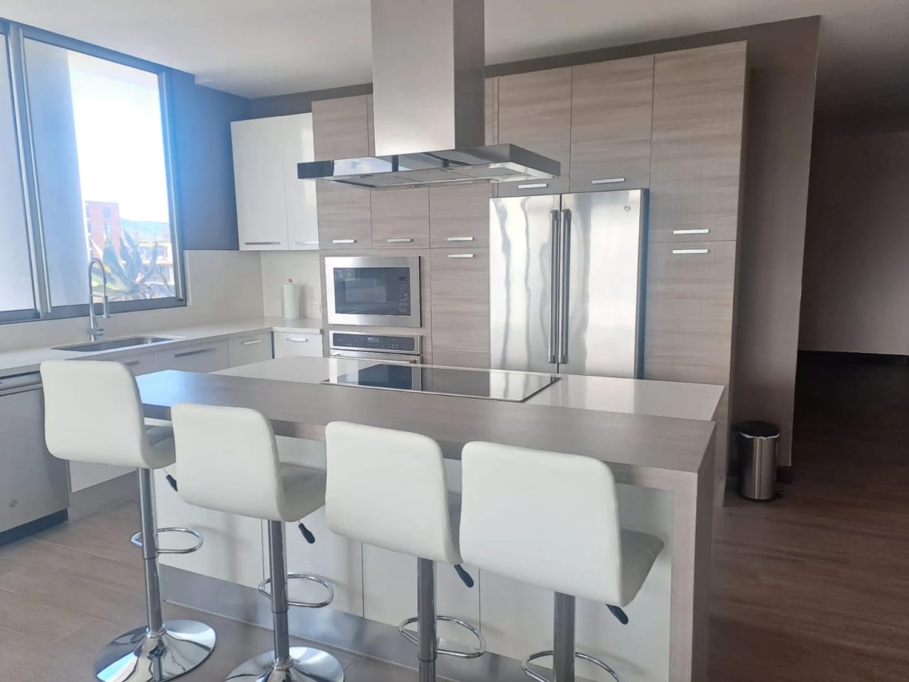 Venta Lower Pent House Torre Caprese Zona 15 VH2 — foto 3 de 16