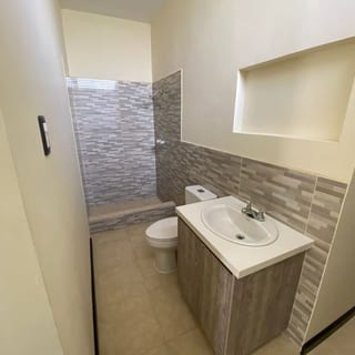 Casa Oakland en renta (Vivienda) — miniatura 3 de 10