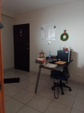 Oficina en venta zona 9 — miniatura 1 de 6