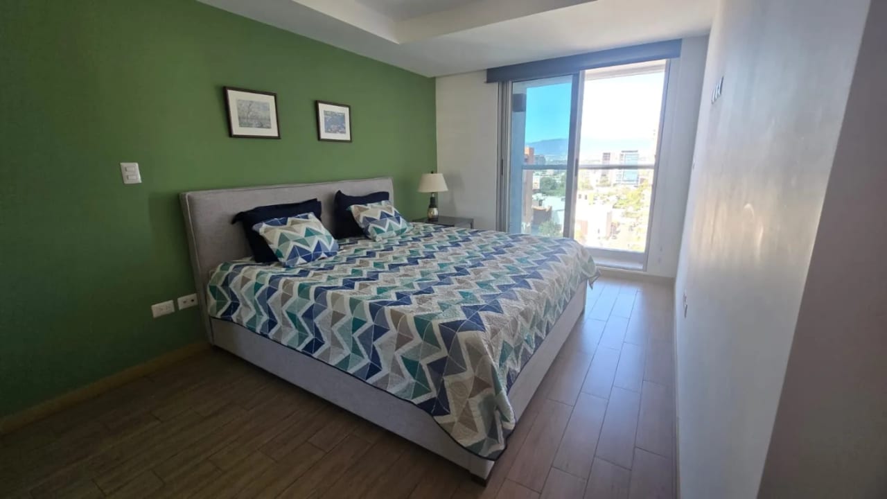 City House en venta zona 10 — foto 8 de 13