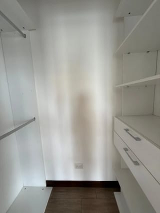 INVERSIONISTAS AVENIK ZONA 15 EN VENTA / RENTA — miniatura 6 de 11