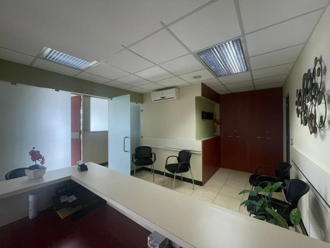 Torino 1 venta de linda oficina — foto 2 de 7