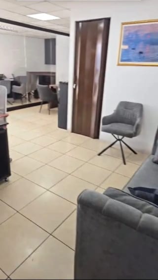 Venta oficina Torino con inquilino — miniatura 3 de 7